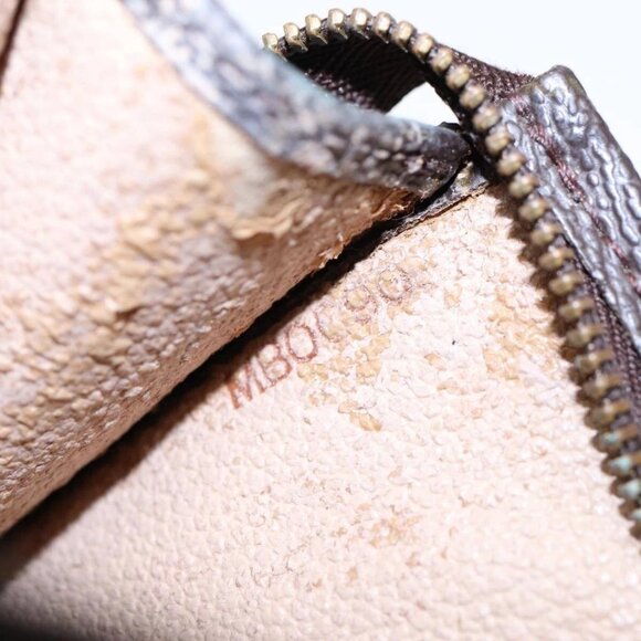 LOUIS VUITTON Monogram Poche Toilette 15 Pouch - Picture 12 of 16